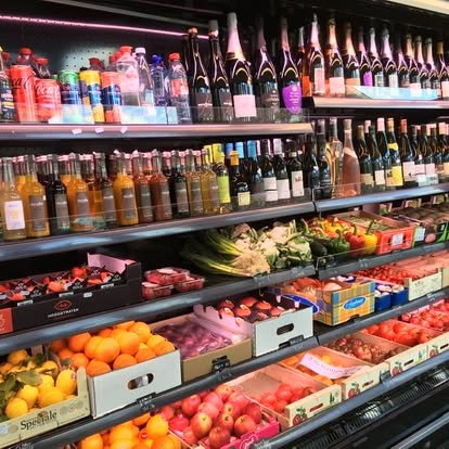 Vitrine de produits à emporter de la Boutiek